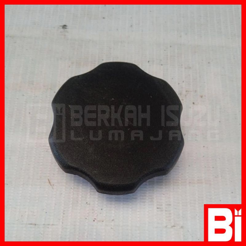 Tutup Oli Mesin Isuzu Panther Kotak 2.5 Kapsul Non Turbo
