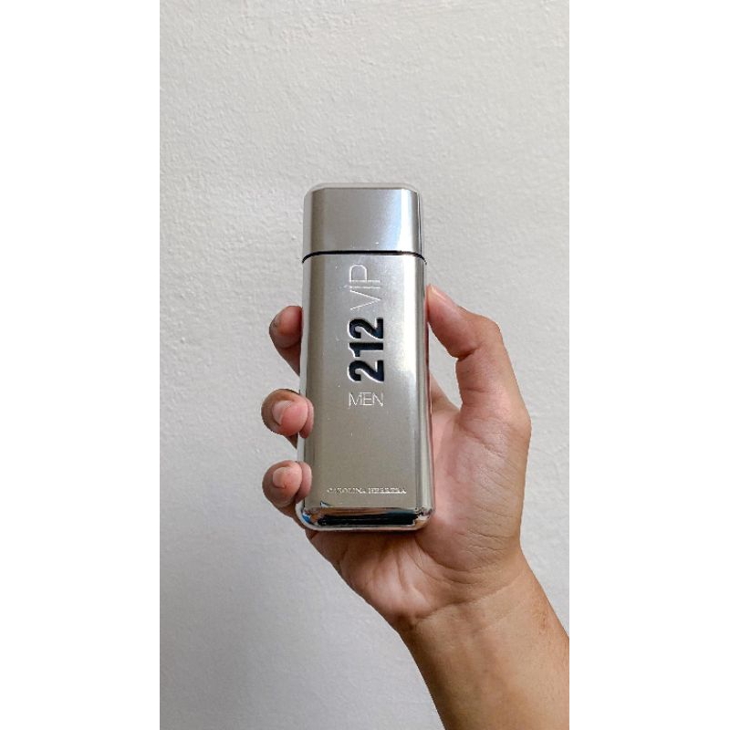 Carolina Herrera 212 VIP Men