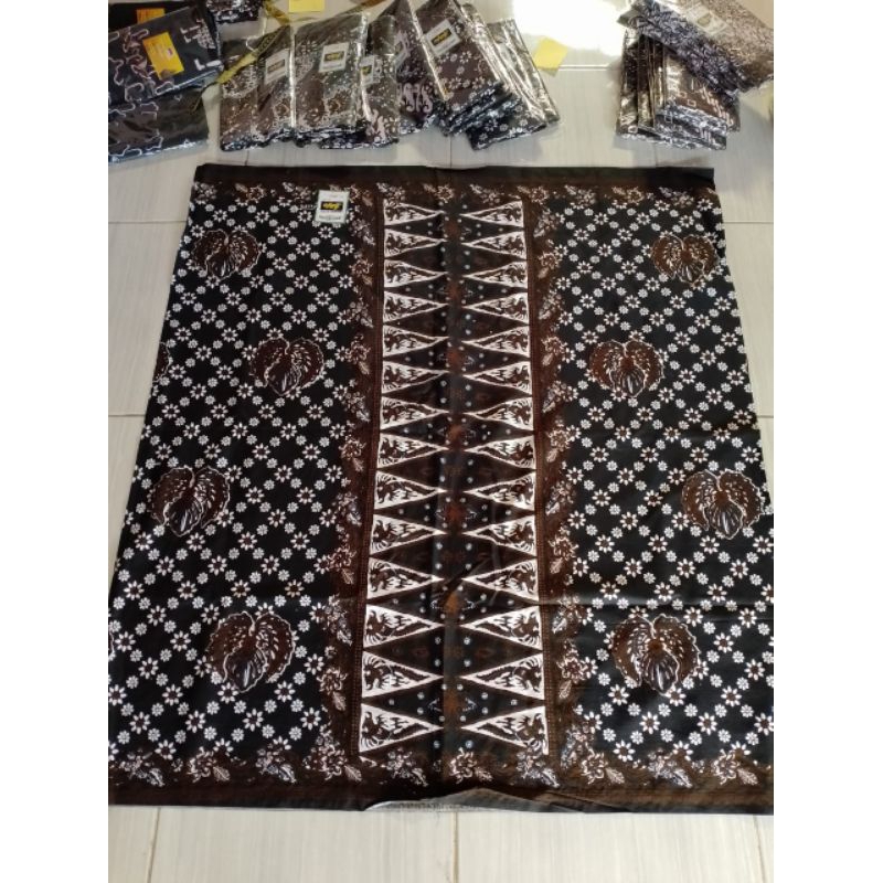 Sarung Batik Gus Iqdham Motif Truntum Garuda