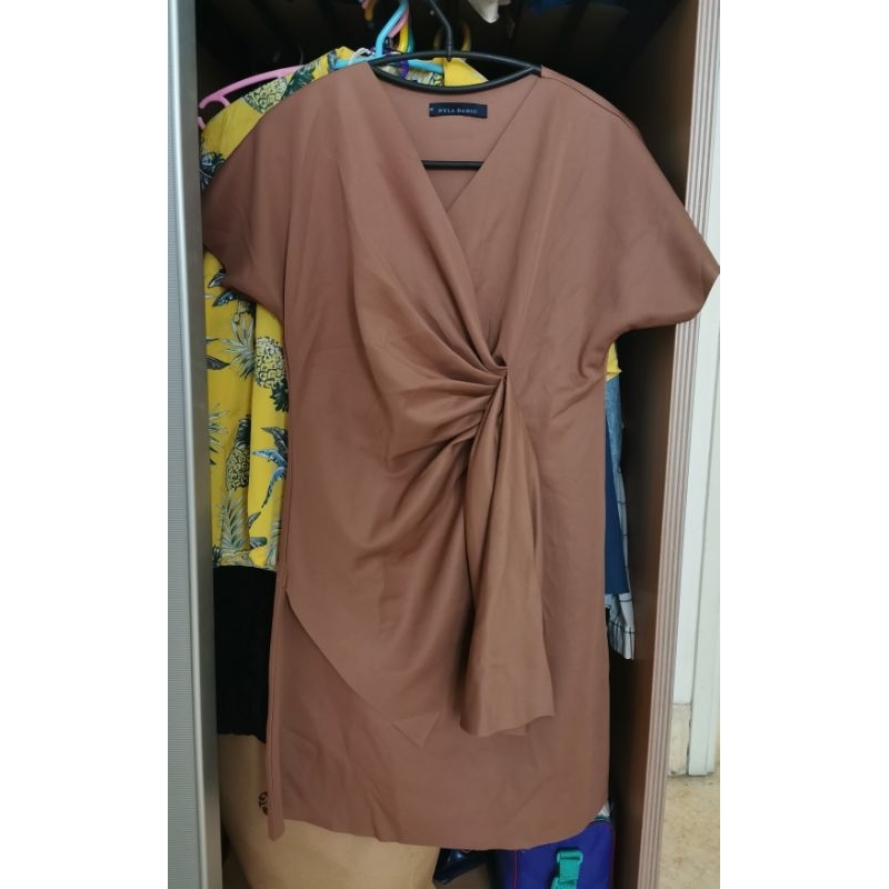 Dress coklat scuba polos