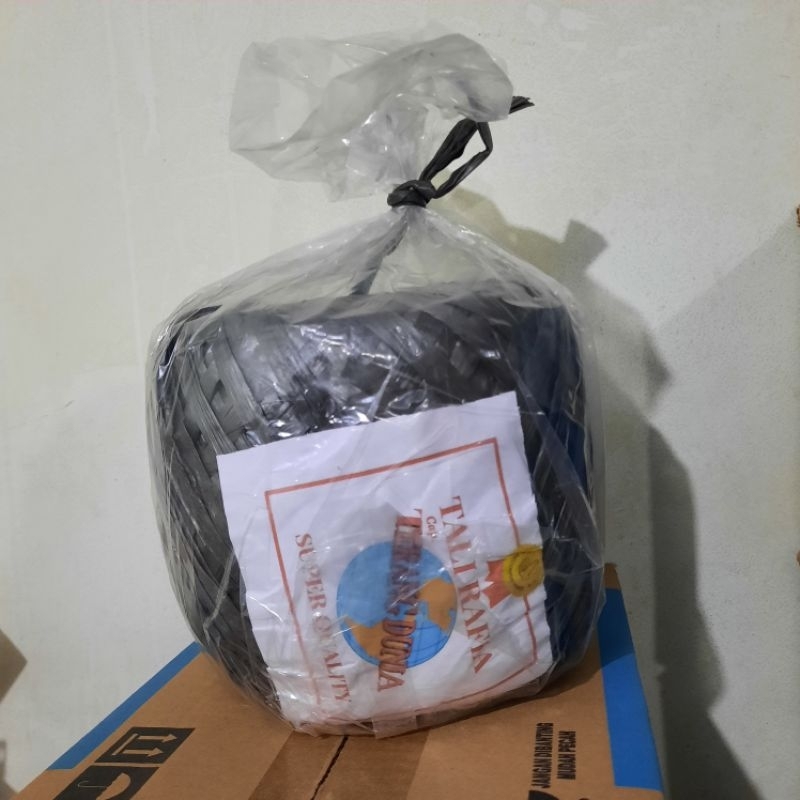 

Tali Rafia Hitam 1 kg cap Terang Dunia / Kualitas bagus tebal