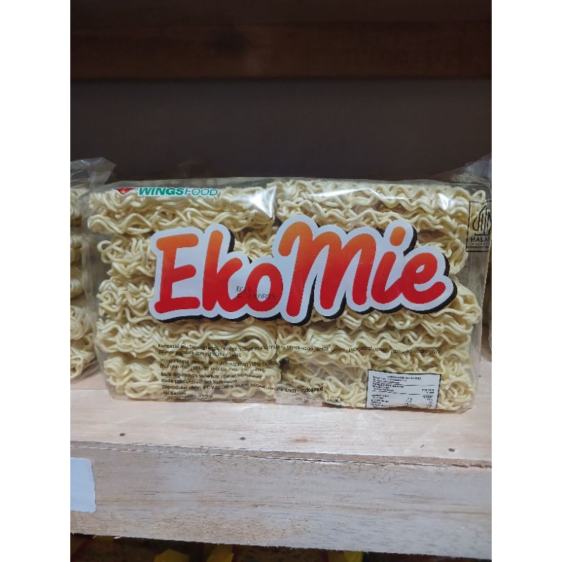 

WINGS FOOD EKOMIE MIE KERING 500 GRAM