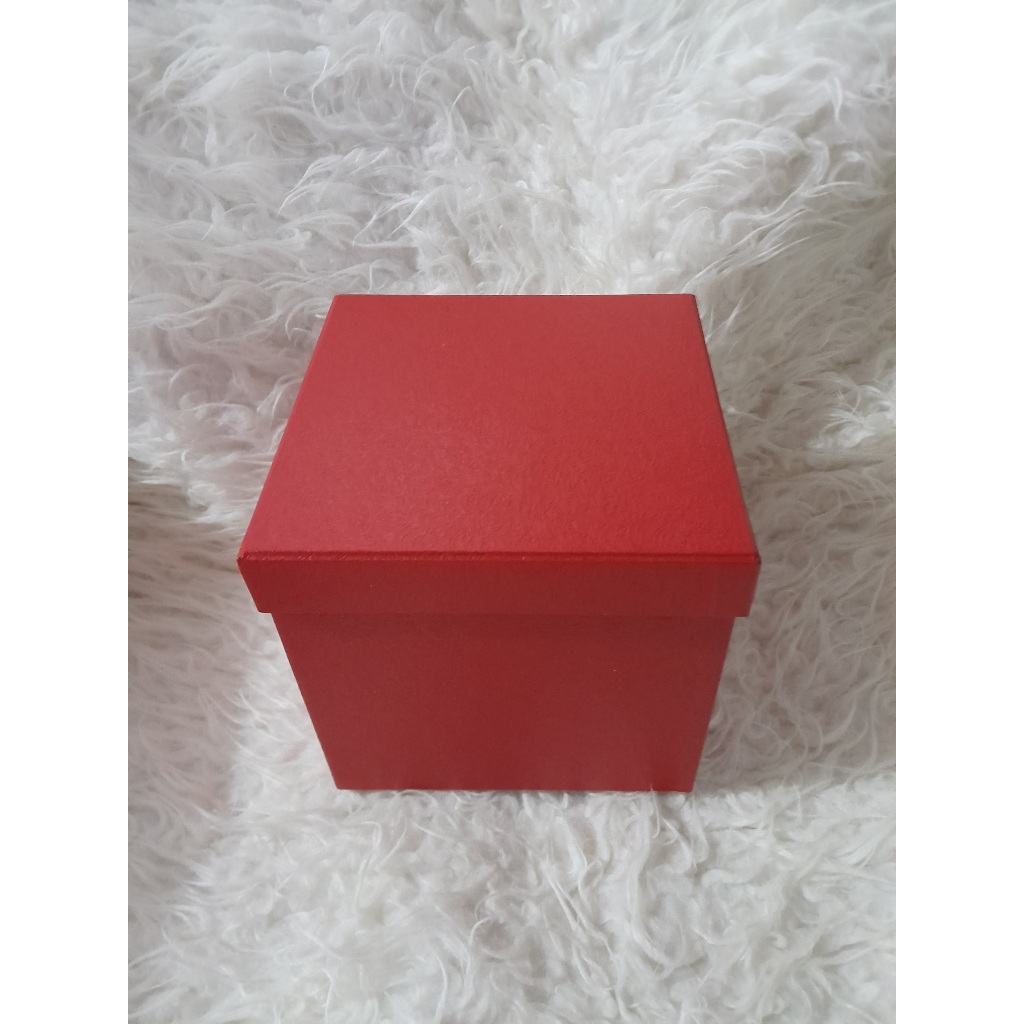 

Gift Box 15x15 T15 / Kotak kado / Box Hadiah