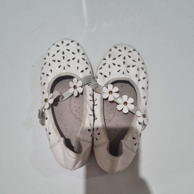 [preloved] Sepatu anak perempuan mer Elvarette / Girl's Ballerina shoes size 32