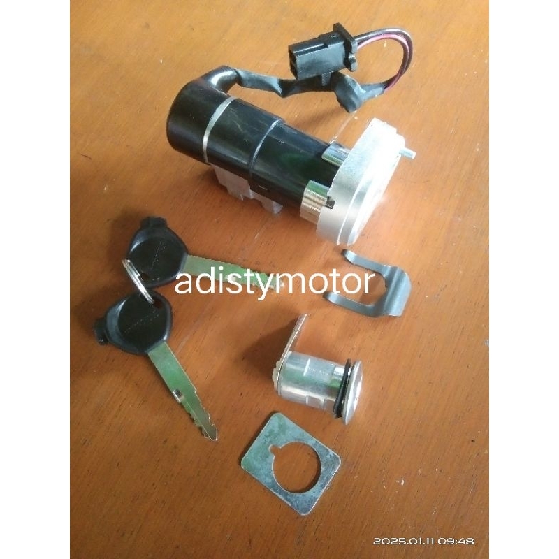 Kunci kontak beat  street