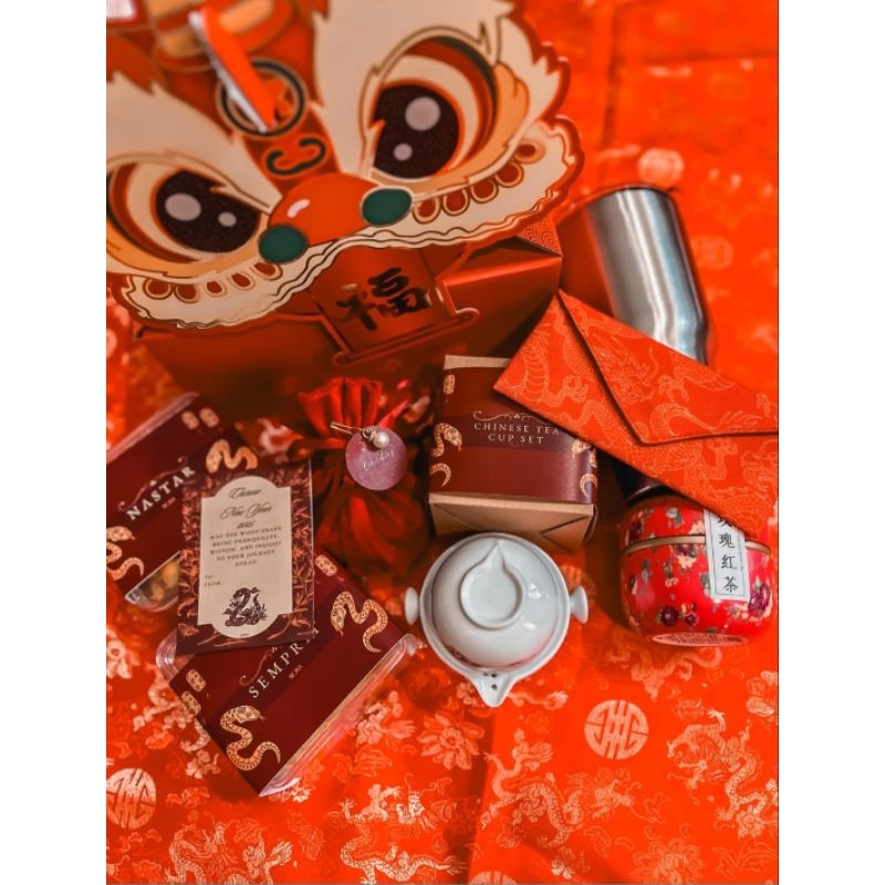 

[READY STOCK] CAI FU SET (CHINESE NEW YEAR HAMPERS)