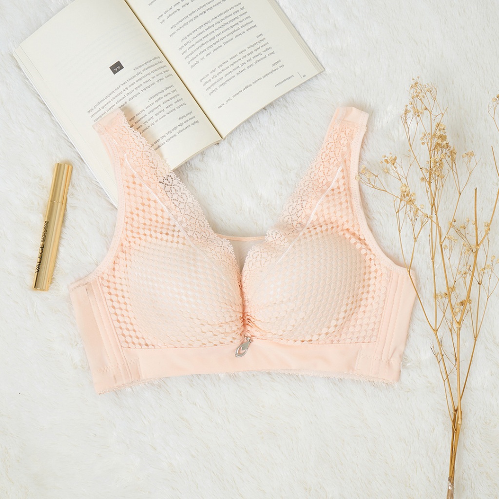 Regina Bra by Fiori // No wire // Full cup bra