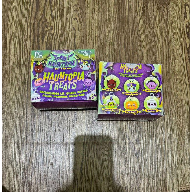 Blind box gantungan kunci dari Gandaria City
