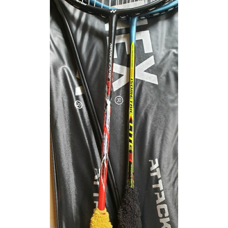 raket yonex isometric lite dan yonex nanoflare 800