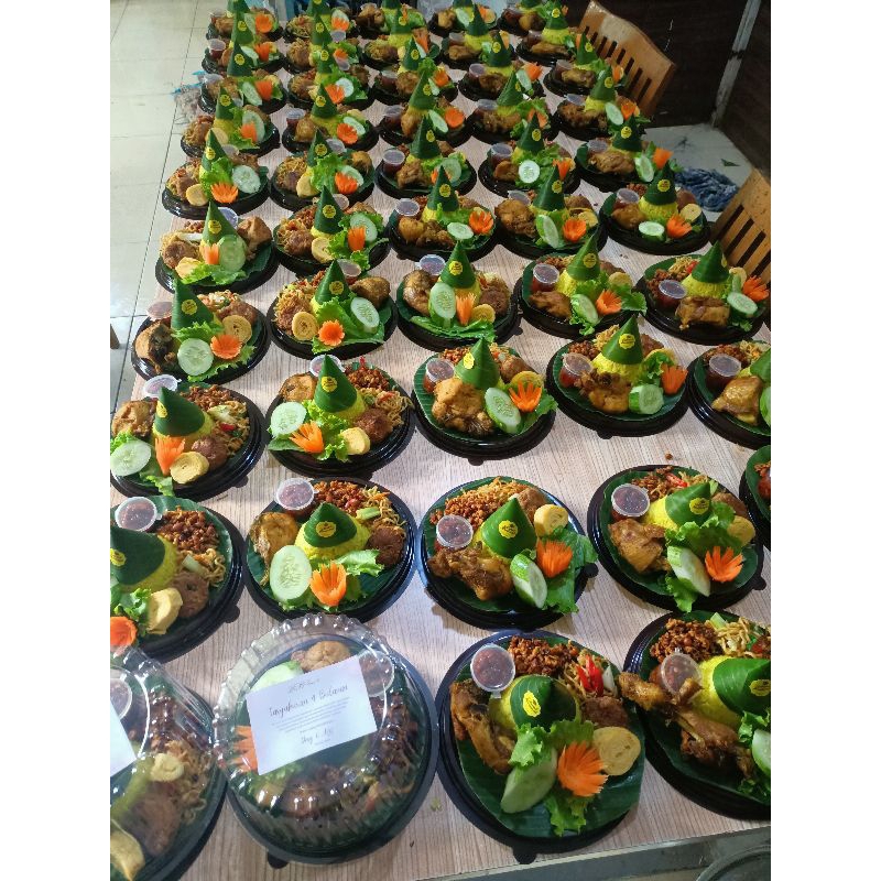 

Tumpeng mini