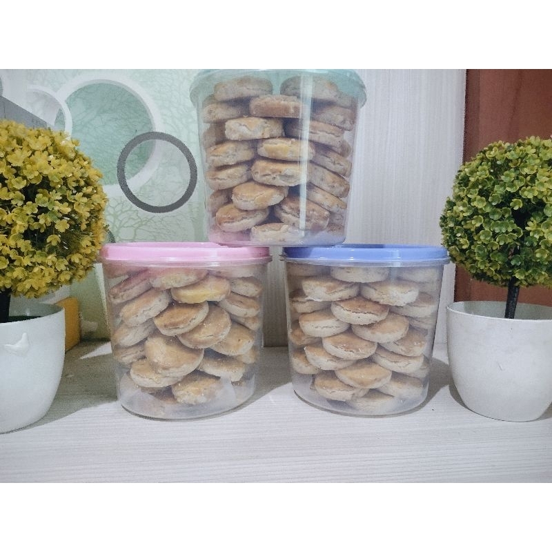 

PAKET KUE KACANG PREMIUM ISI 50PCS.TOPLES SNACK.MAKANAN.MANIS.COOKIES