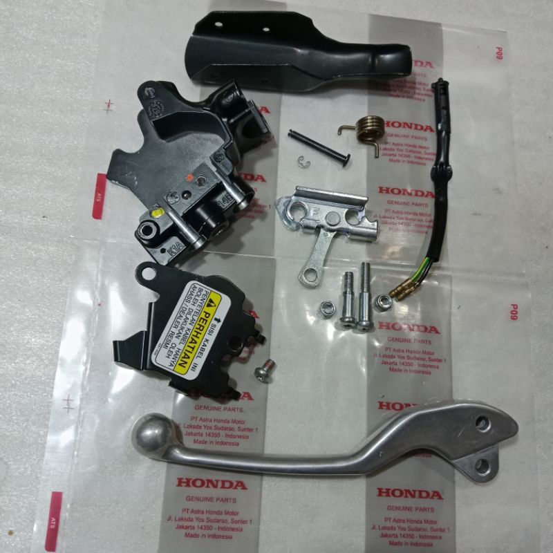 dudukan rumah handel hendel rem kiri honda beat fi new led street genio scoopy fi new dll assy origi