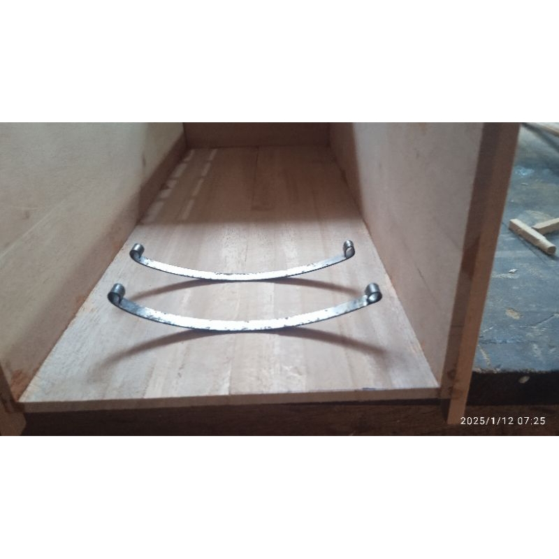 2 pcs per miniatur truk bahan baja