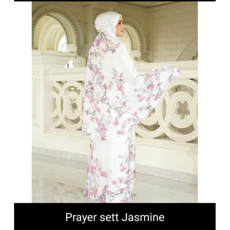 Buttonscarves  Farra hampers series prayer robe jasmine