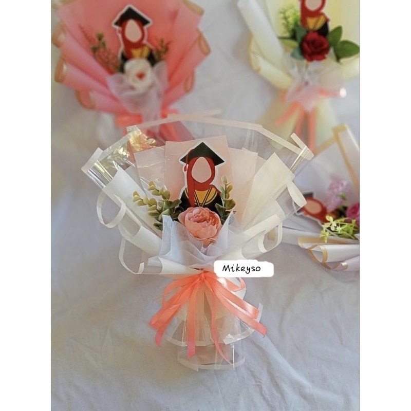 buket Topper wisuda mix bunga / buket gembul / buket wisuda mewah / buket hari wisuda
