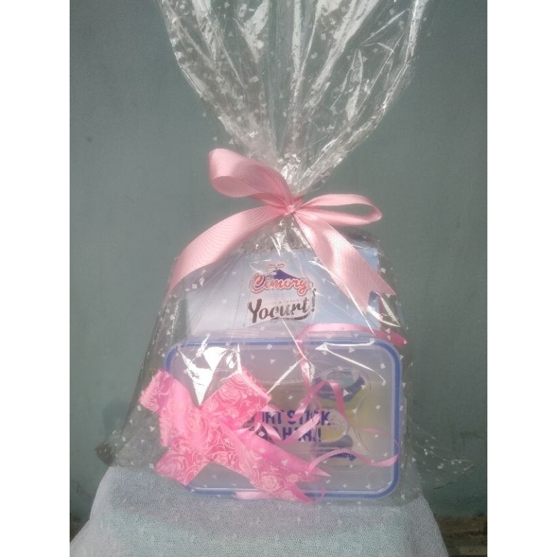 

parsel Cimory ( stick Cimory ) 1 box +lunchbox