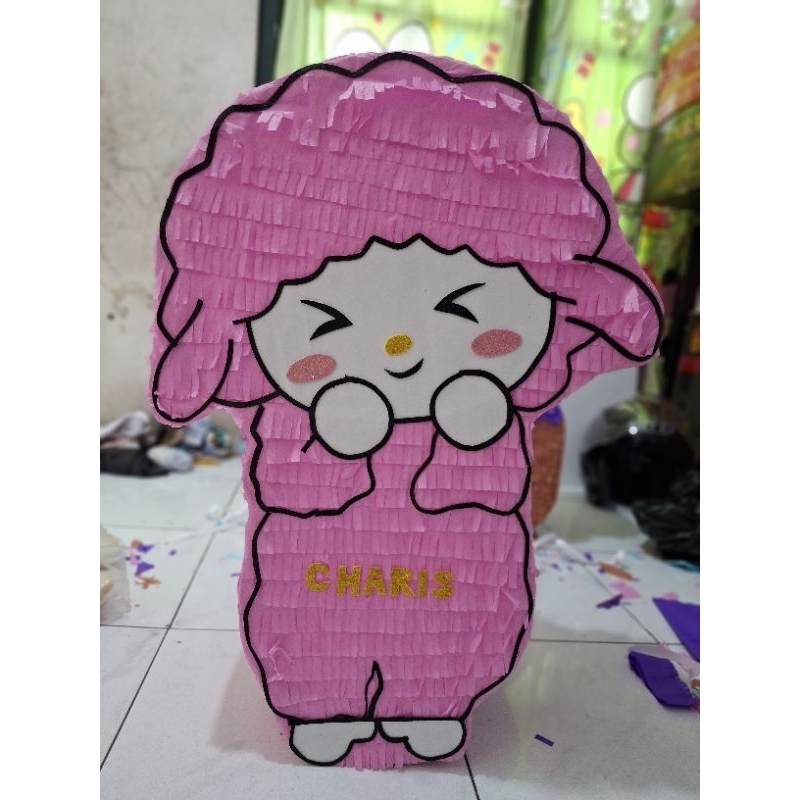 Sweet piano sanrio pinata