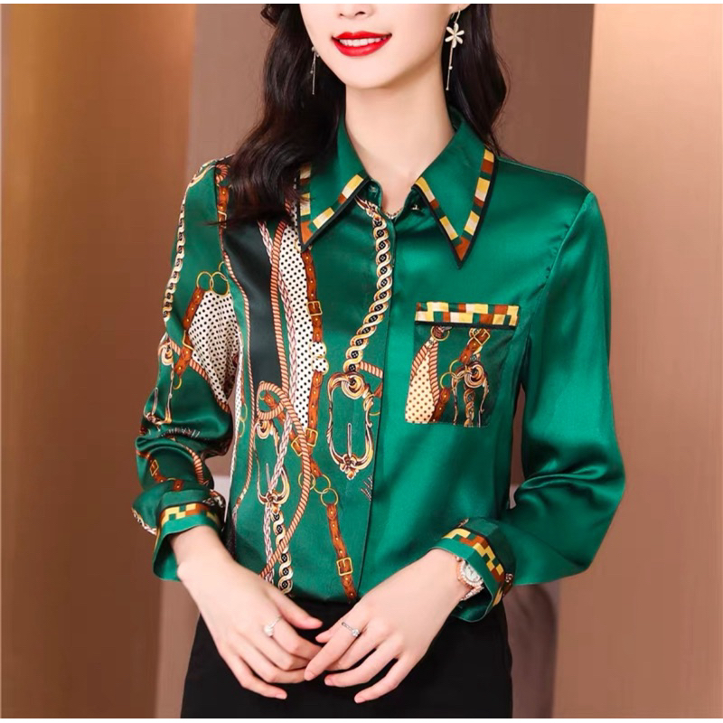 [LAVAYE GOODS] EMERALD GREEN SATIN SHIRT | Kemeja Hijau Kemeja Import Korea Kemeja Lengan Panjang Sa