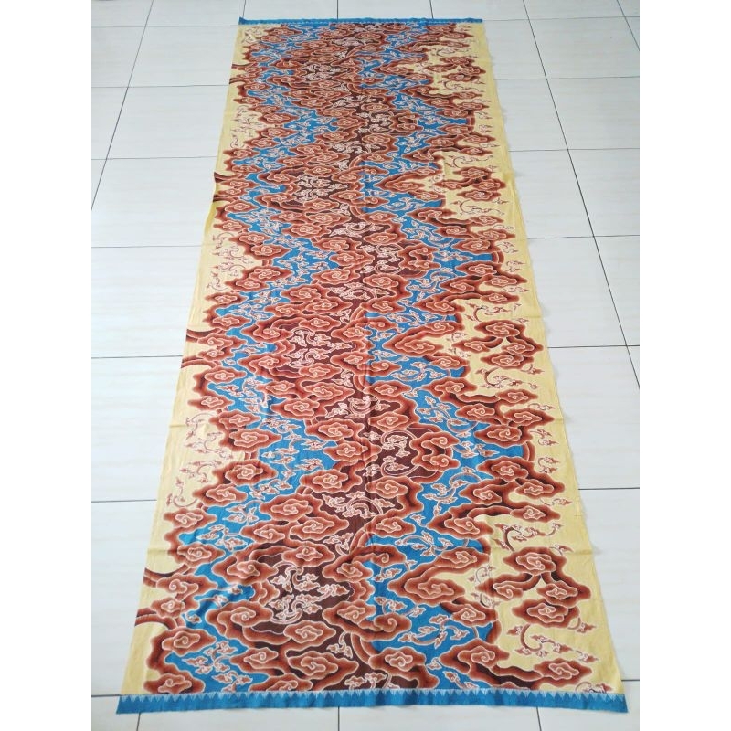 Kain Batik Tulis Mega mendung