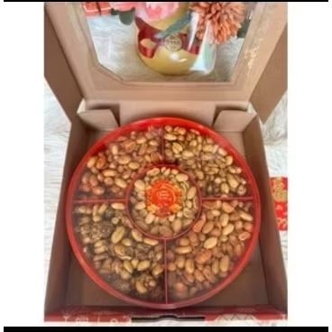 

Kacang tanah 5 rasa kualitas premium hampers Imlek cny