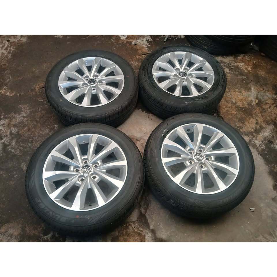 VELG ORIGINAL STANDART MOBIL INNOVA ZENIX RING 17 PCD 5X114.3 + BAN 215 60 R17 DUNLOP