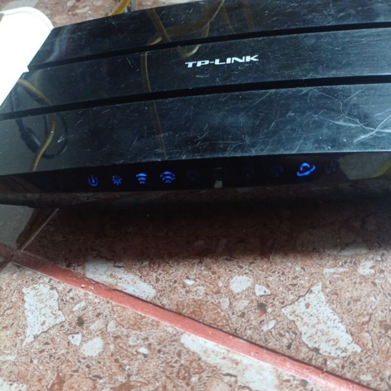 ROUTER TP-LINK TL-WDR4300 N750  3 ANTENA DUALBAND 2,4Ghz 5Ghz GIGABIT RT RW NET OPENWRT PPPOE HOTSPO