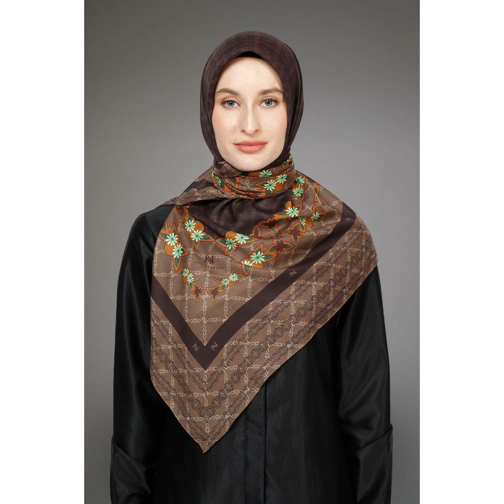 Nina Nugroho - Anise Crowshead Square