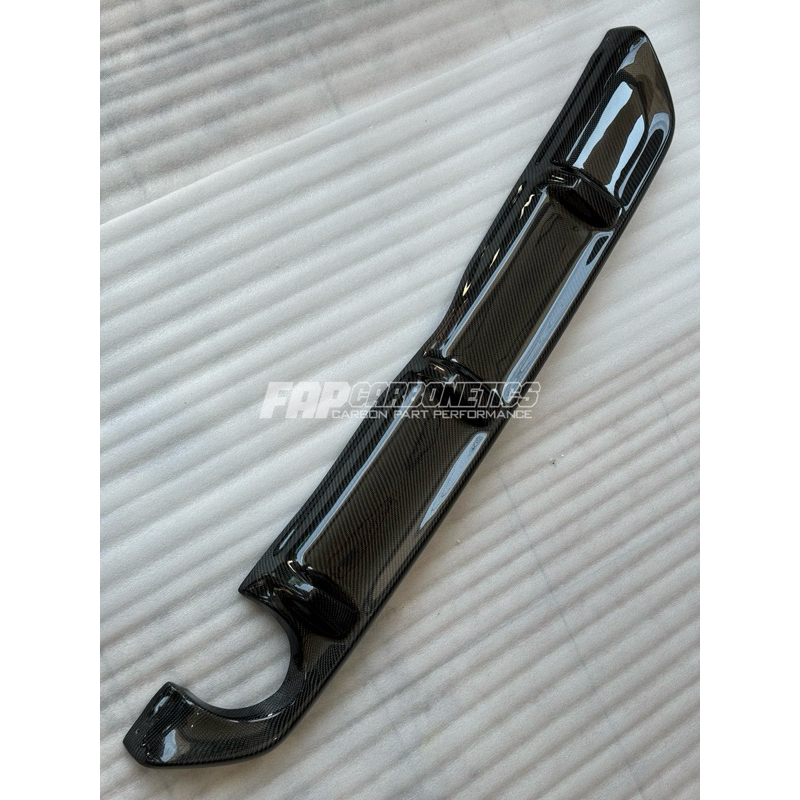 Diffuser belakang fortuner vnt carbon kevlar