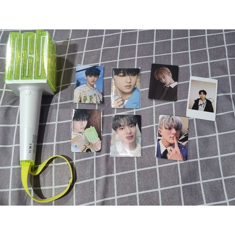 Magazine mark harper bazaar 2022 LIGHSTICK NCT VER 1 OFFICIAL PRELOVEDPC JISUNG JENO