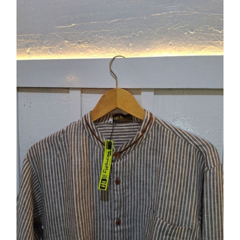 Kemeja pria koko Hellios garis garis coklat premium