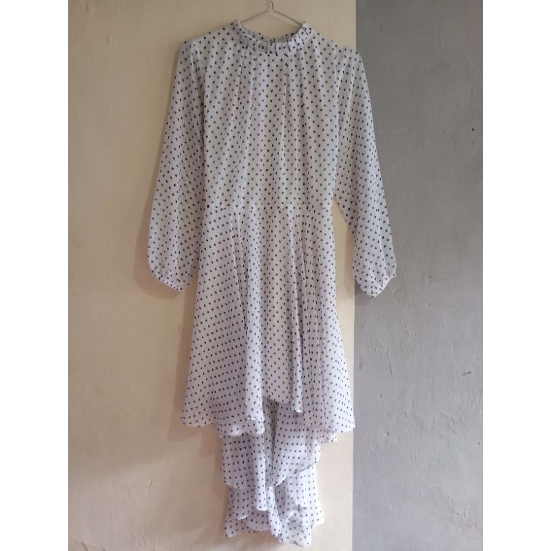 ATASAN PUTIH SIFON CANTIK MOTIF POLKALOVE LENGAN BALON SUPER GEMAS DAN LUCU UNTUK WANITA PL MURAH LI