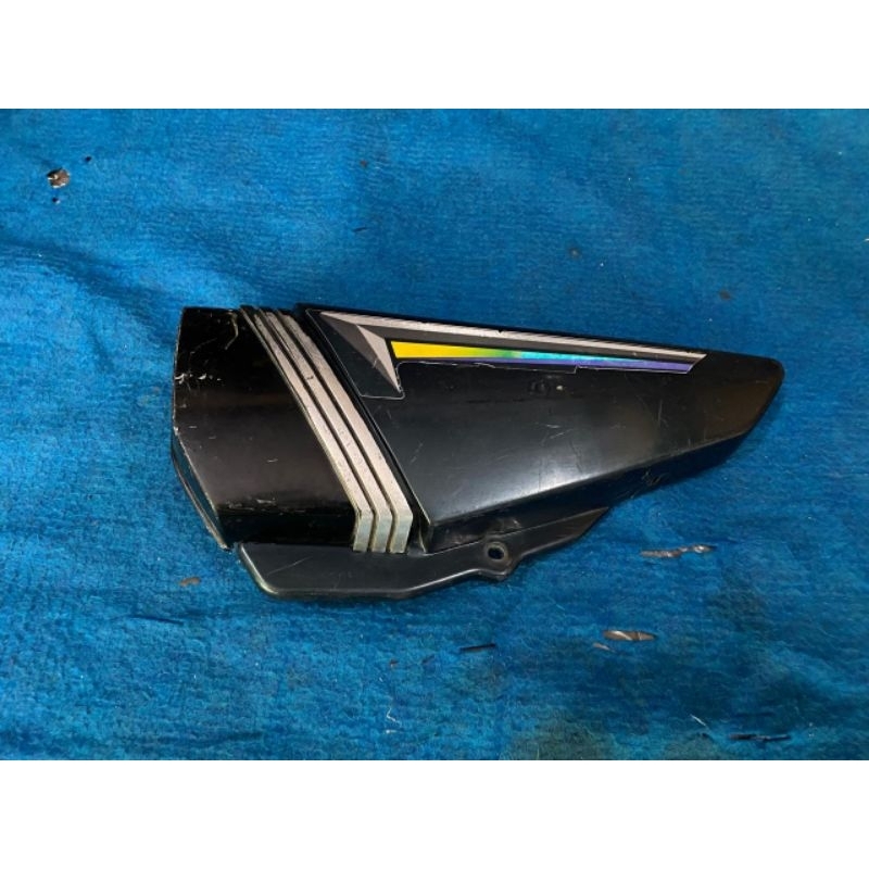Dof doff tutup bok aki kiri yamaha rx king original