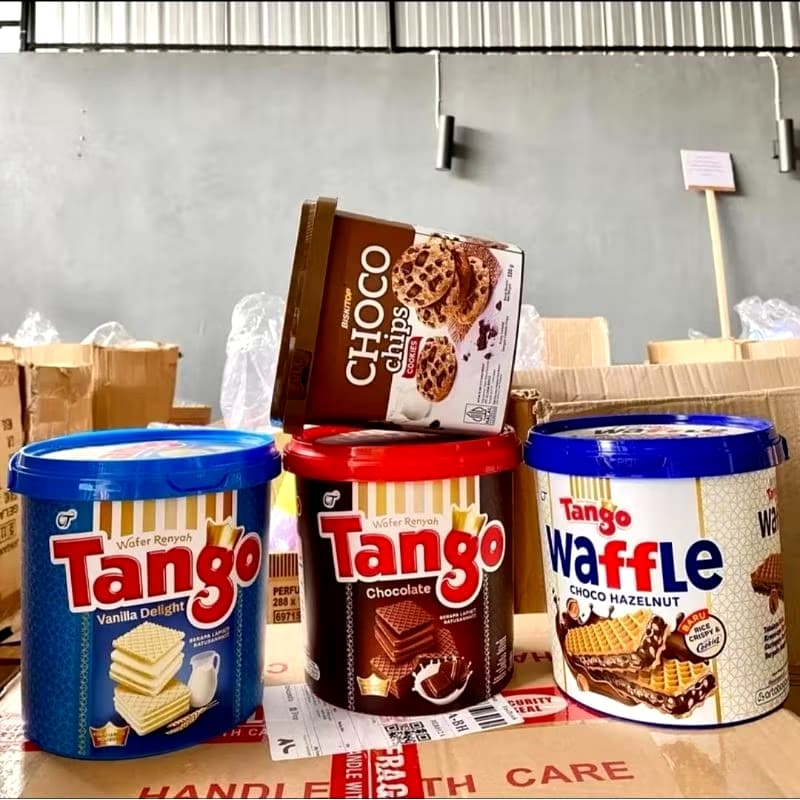 

PAKET Kue Lebaran/ Paket CAMPUR JAJAN LEBARAN [ISI 6 PCS]