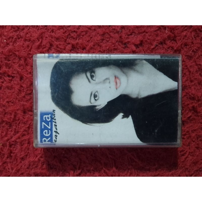 Kaset Pita Reza Artamevia album Keajaiban