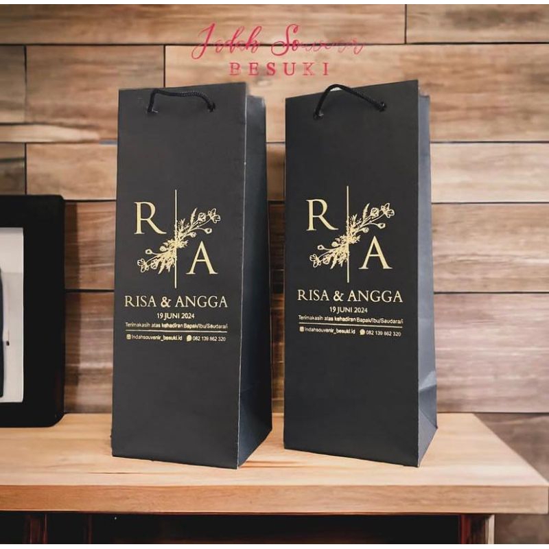 

paperbag botol warna hitam ukuran12×10×27