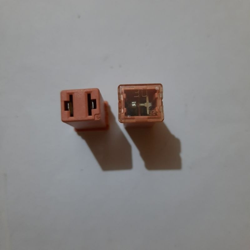 Sekring Polos Panjang Sikring Mobil Fuse Central Pusat persegi panjang 30 Ampere Warna Merah muda Pi