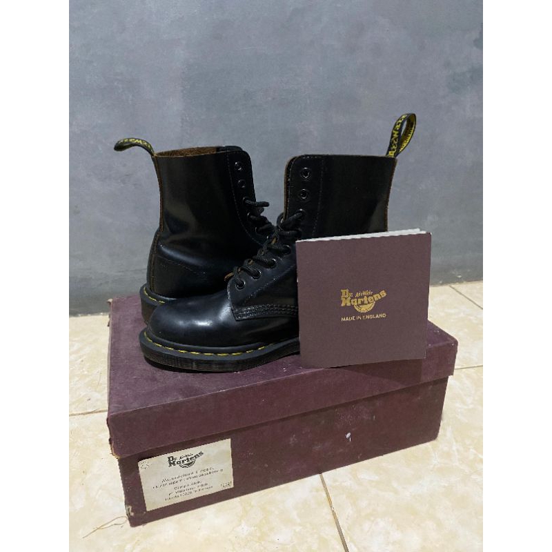 Dr. martens black smooth 1460