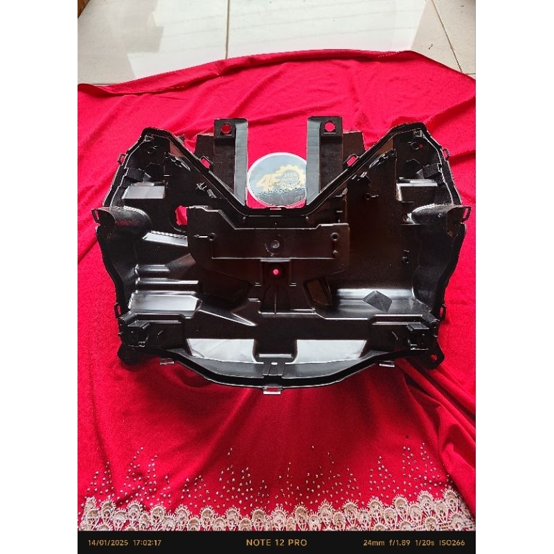 batok redlektor lampu depan vario 125 new k2v taun 2022 original