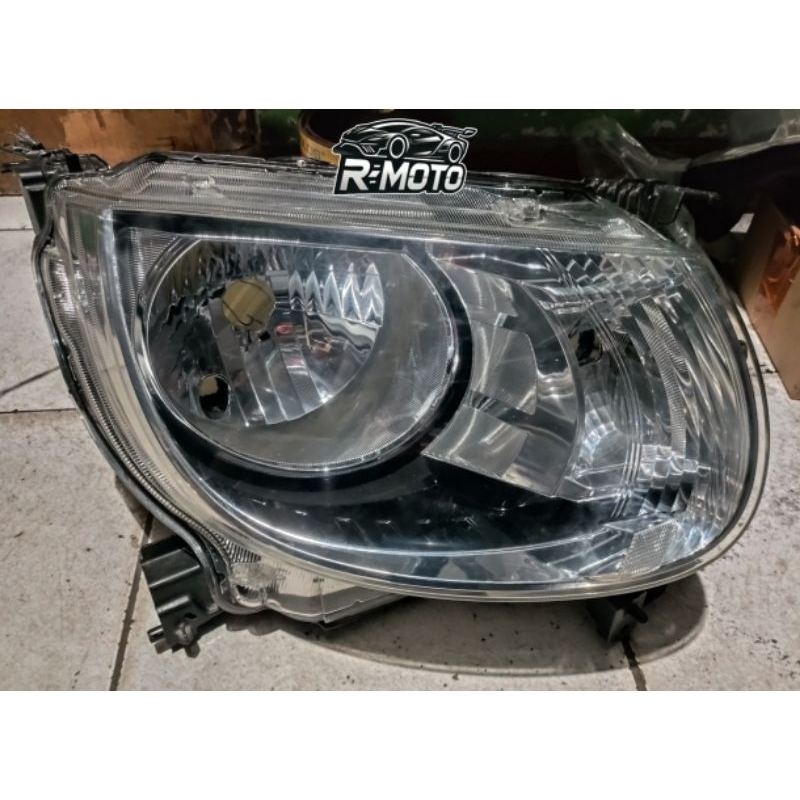 headlamp lampu depan Suzuki ignis