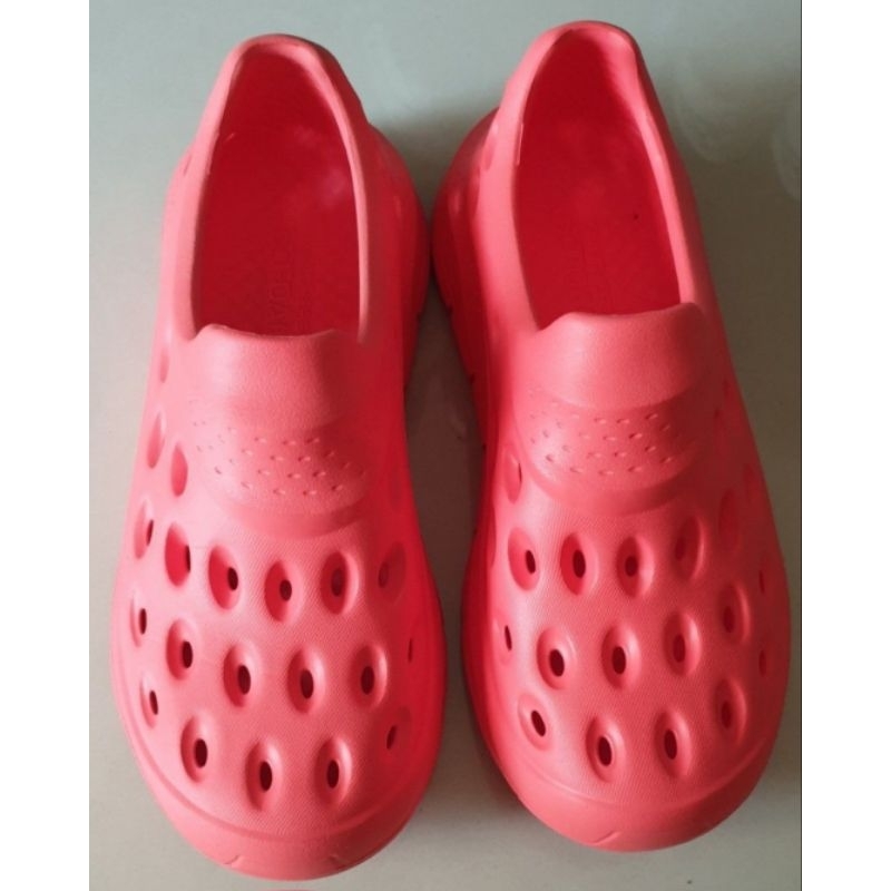 Skechers Go Foam