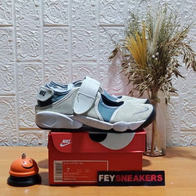 Nike Air Rift Grey Olive Original