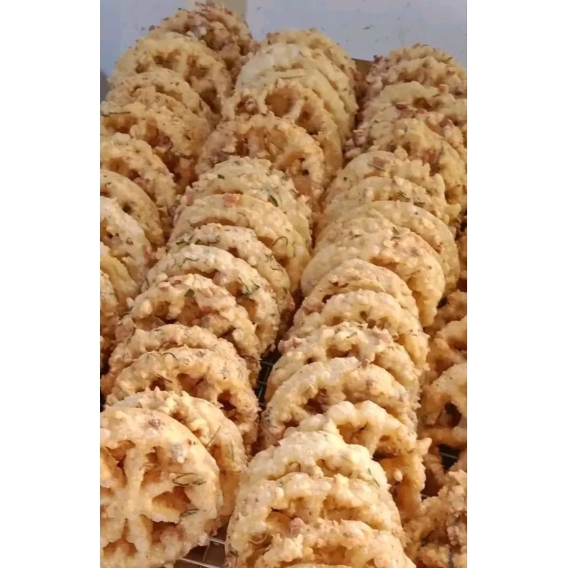 

peyek kacang goyang