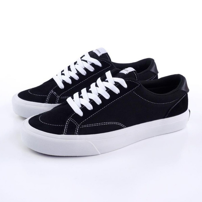SEPATU SNEAKERS MOOS FOOTWARE OX VENUS BLACK WHITE ORIGINAL