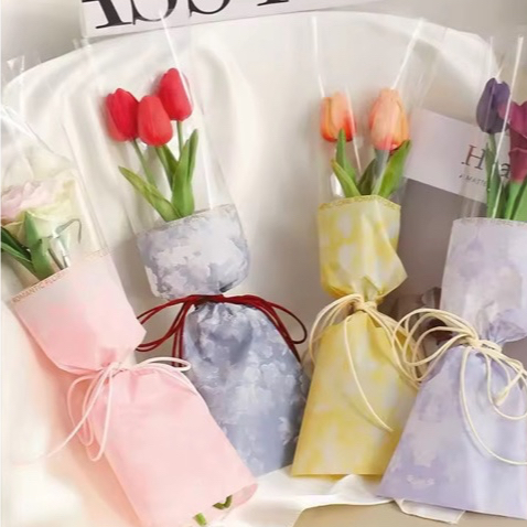 

CHIARA - [1 lembar] plastik bunga mawar 1 tangkai single rose slevee bag pembungkus