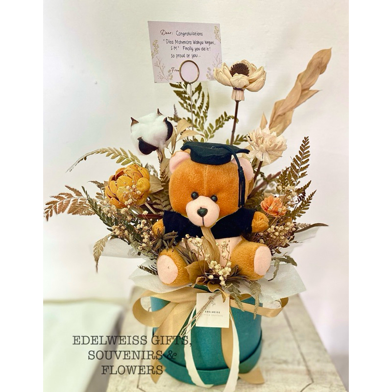 

RUSTIC GIFTS / BLOOM BOX BALI /BLOOM BOX /RUSTIC GIFT BOX / ELEGANT GIFT / AESTETIC GIFT