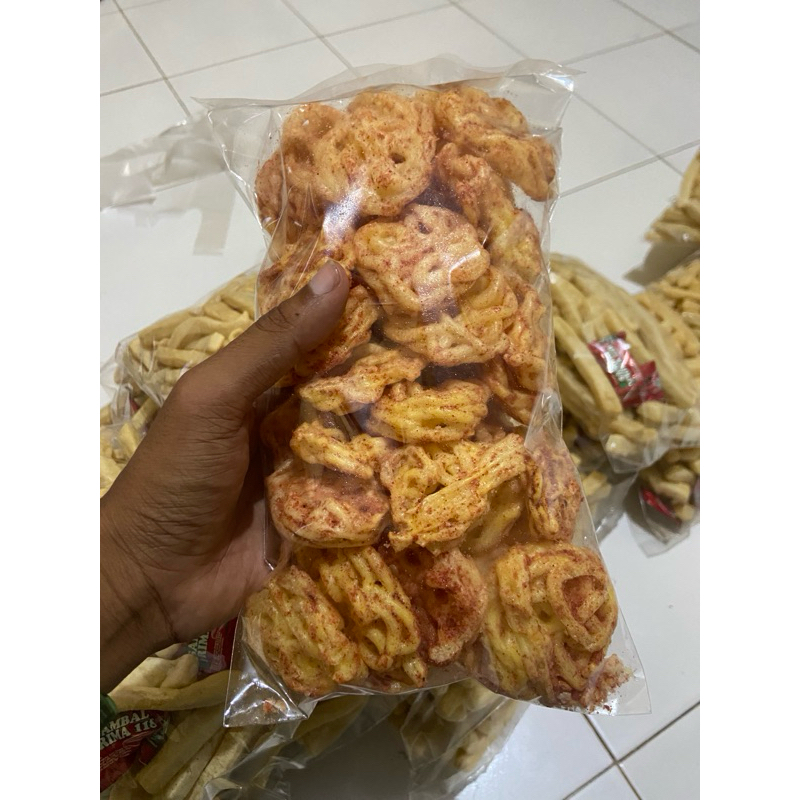 

krupuk seblak pedas