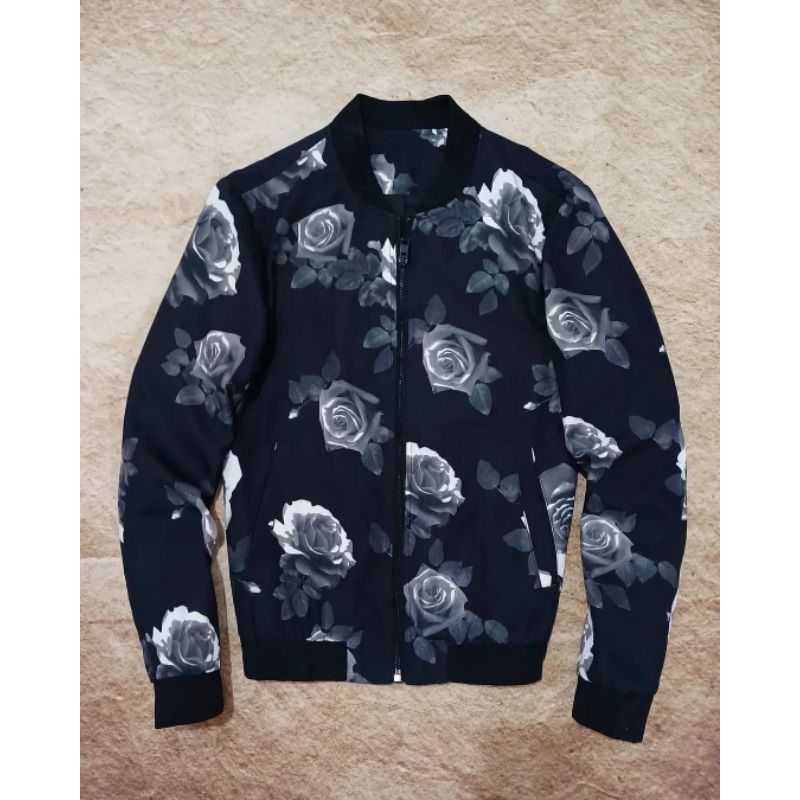 jaket mewah bomber MOTIF BUNGA model pas dibadan pria second/bekas/preloved