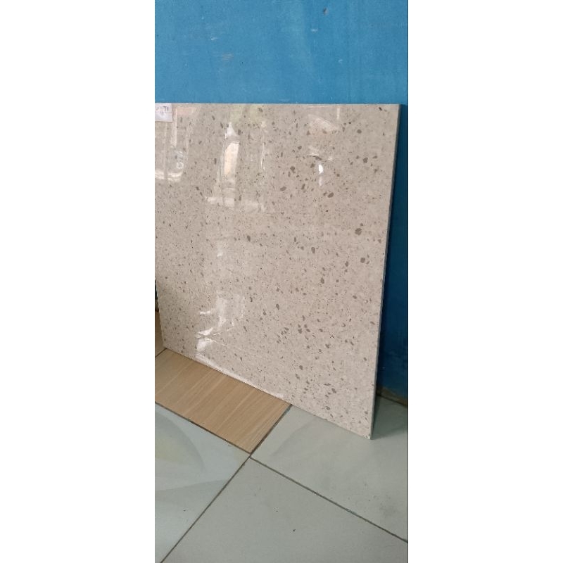 Granit Essenza Terazzo White 60x60