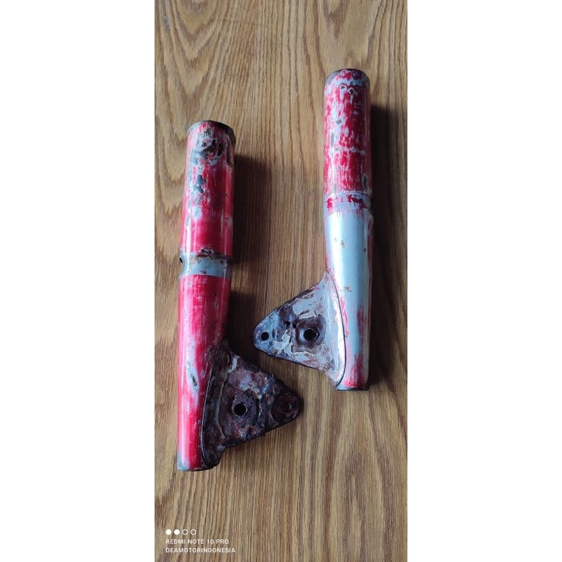 Tutup shock Suzuki a100 original/slongsong sekok a100/dudukan lampu suzuki a100