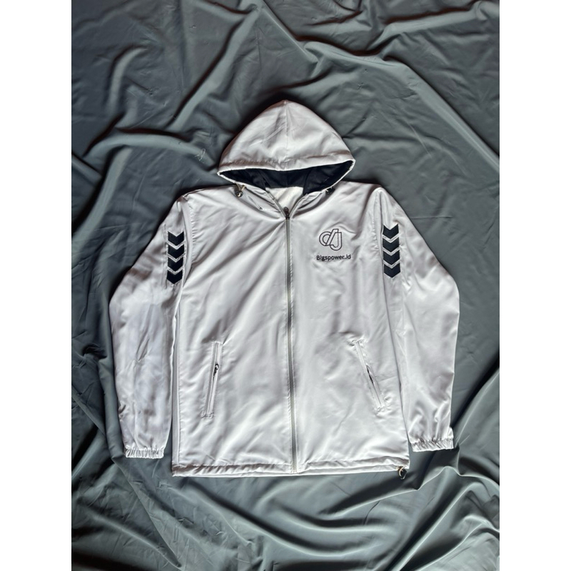 BIG PROMO JAKET PARASUT OLAHRAGA SPCS TERBARU JAKET PARASUT OLAHRAGA PRIA JAKET PARASUT WANITA JAKET